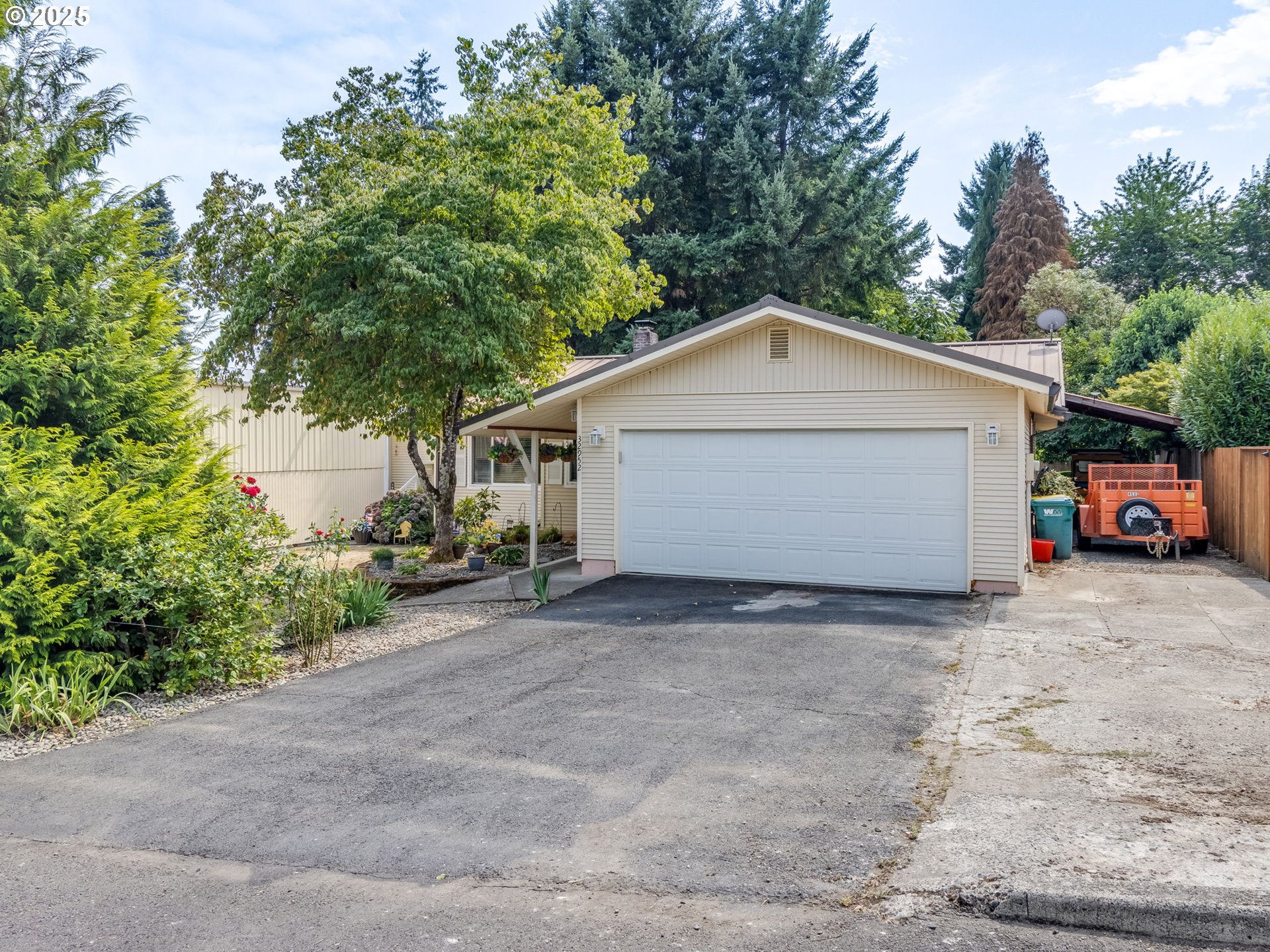 32952 Northwest Ridge Drive Scappoose, OR 97056 - Photo 2 of 41