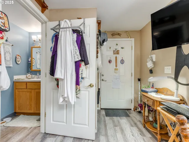 $535,000 | 32952 Northwest Ridge Drive, Scappoose, OR 97056