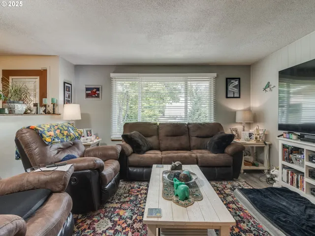 $535,000 | 32952 Northwest Ridge Drive, Scappoose, OR 97056