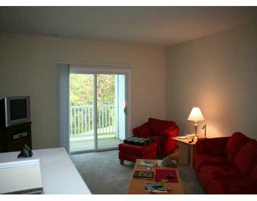 78 Mill Street, Unit 104 Woonsocket, RI 02895 - Photo 5 of 7 Living Room.