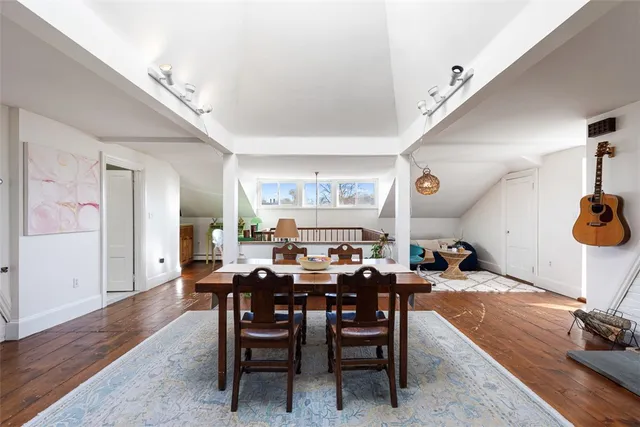 $795,000 | 12 Mt Vernon Street, Unit 5, Newport, RI 02840