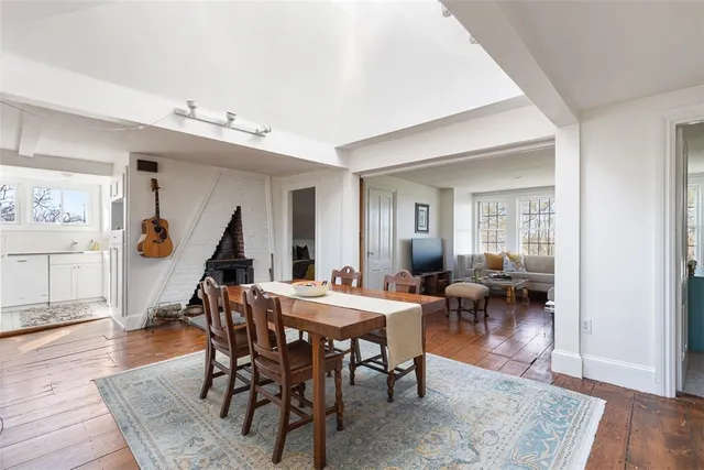 $795,000 | 12 Mt Vernon Street, Unit 5, Newport, RI 02840