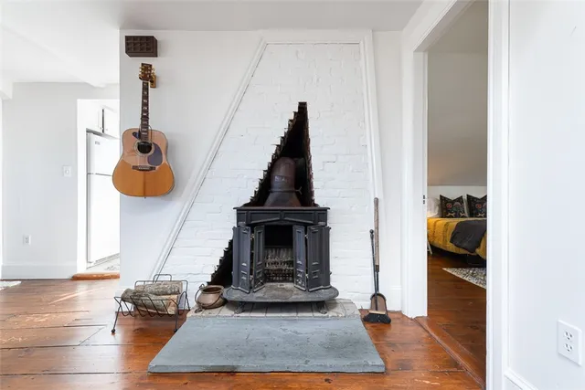 $795,000 | 12 Mt Vernon Street, Unit 5, Newport, RI 02840