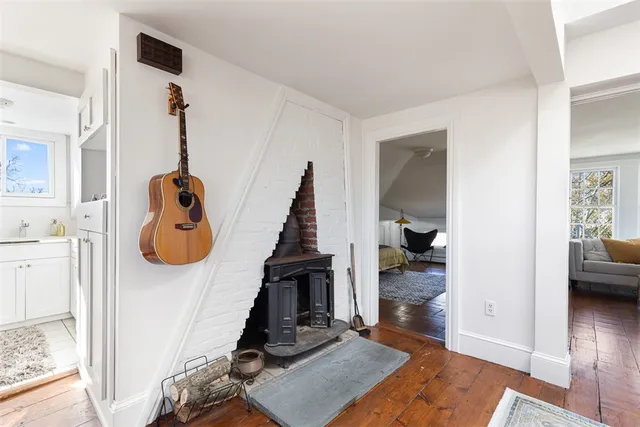 $795,000 | 12 Mt Vernon Street, Unit 5, Newport, RI 02840