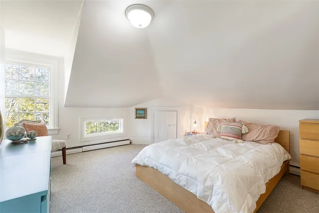 $795,000 | 12 Mt Vernon Street, Unit 5, Newport, RI 02840