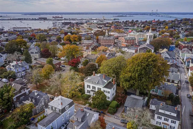 $795,000 | 12 Mt Vernon Street, Unit 5, Newport, RI 02840