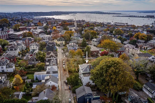$795,000 | 12 Mt Vernon Street, Unit 5, Newport, RI 02840