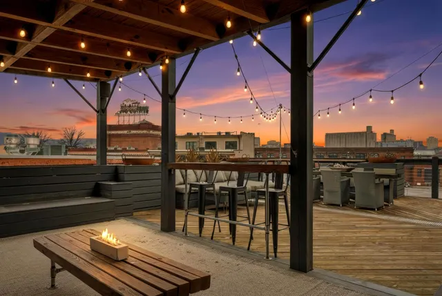 $1,500,000 | 55 East Main Street, Unit 304, Chattanooga, TN 37408