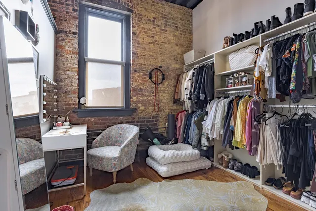 $1,500,000 | 55 East Main Street, Unit 304, Chattanooga, TN 37408