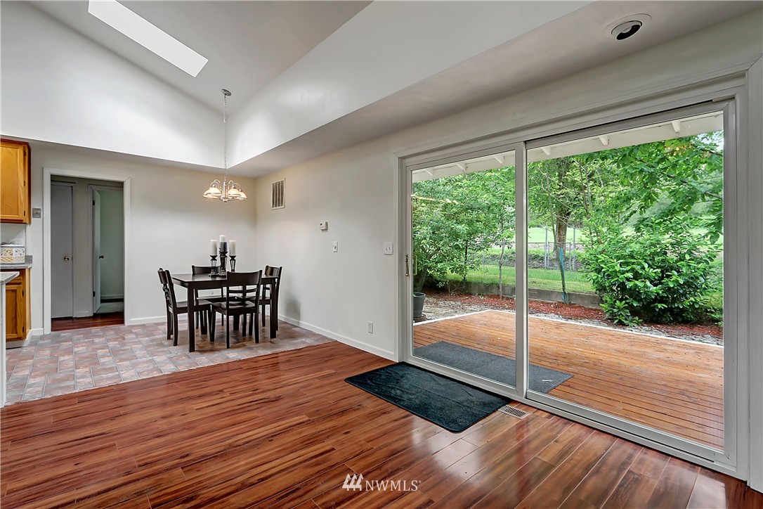 19823 Southeast 150th Street Renton, WA 98059 - Photo 5 of 14 Gallery Image 5
