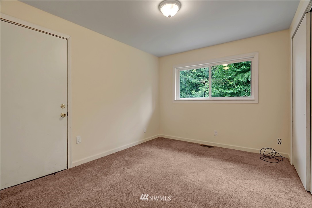 19823 Southeast 150th Street Renton, WA 98059 - Photo 10 of 14 Gallery Image 10
