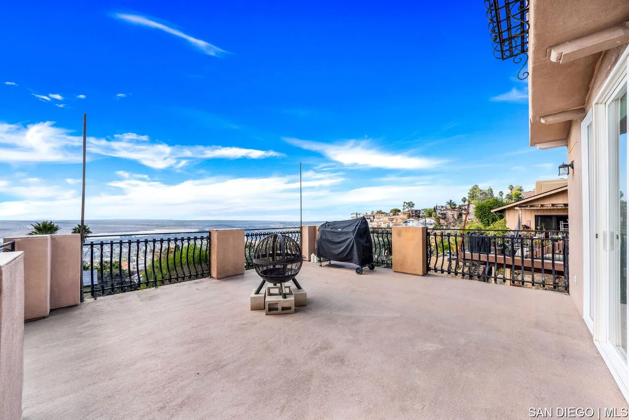 9648 Eucalyptus Street Spring Valley, CA 91977 - Photo 5 of 39 a view of a terrace with sitting area