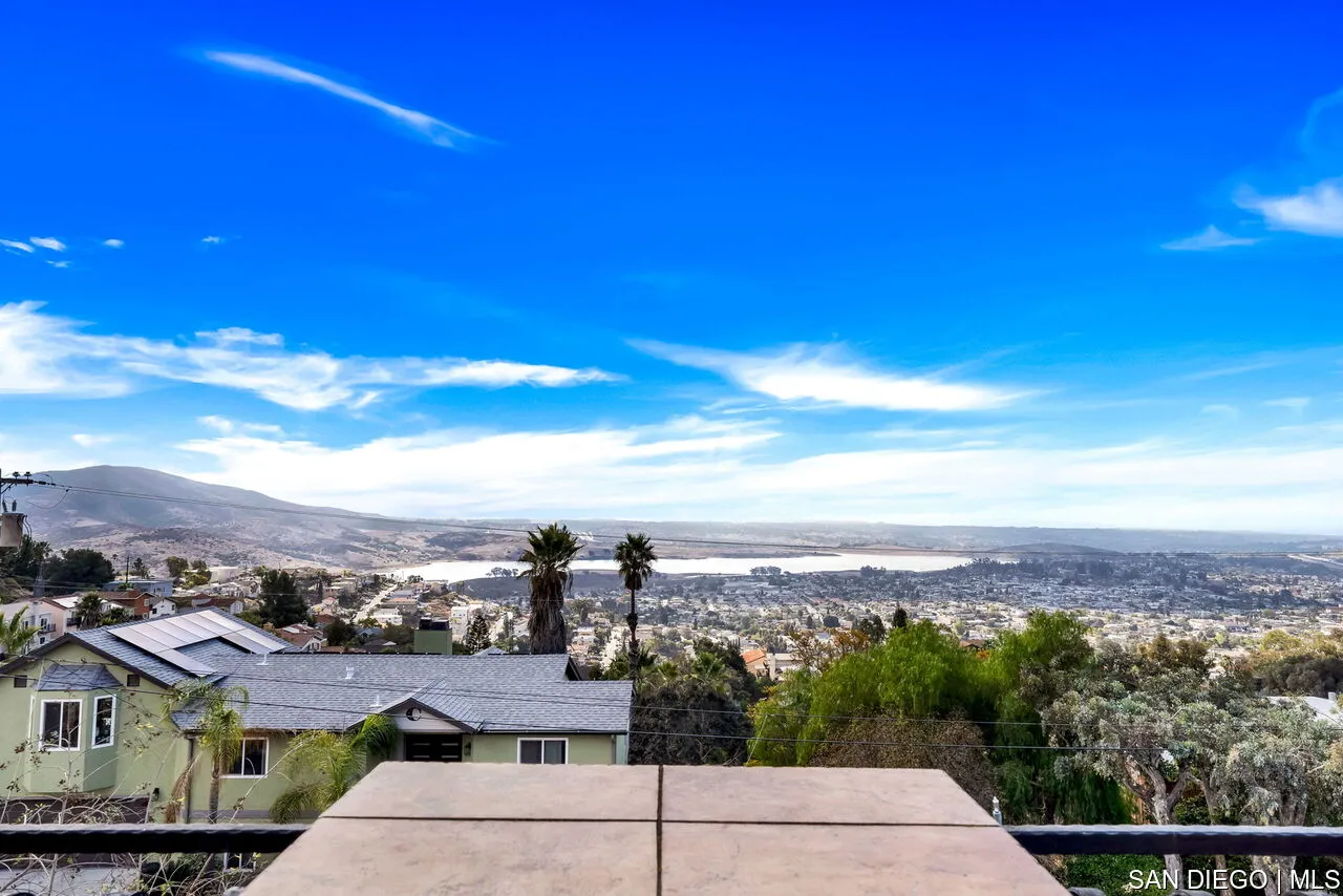 9648 Eucalyptus Street Spring Valley, CA 91977 - Photo 6 of 39 a view of a city with sunset view