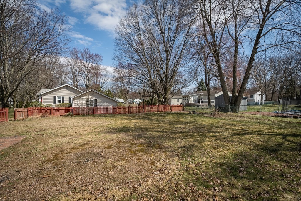 1115 Liberty Street Springfield, MA 01104 - Photo 38 of 41