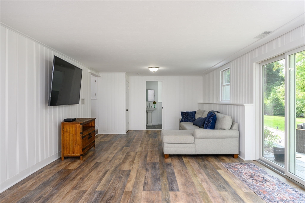 776 Main Street Hanover, MA 02339 - Photo 25 of 42