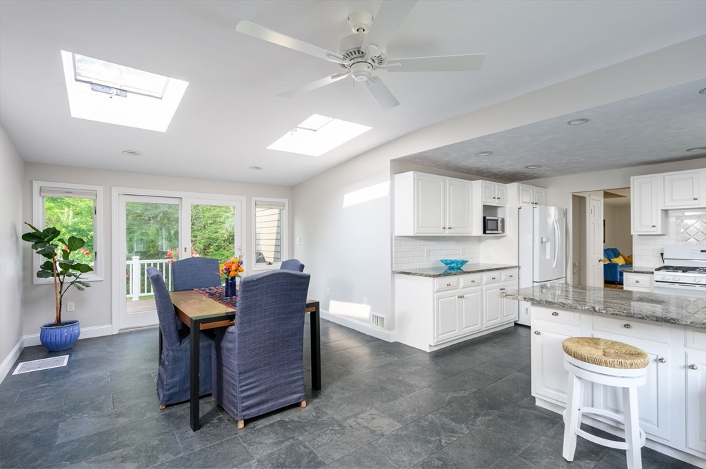 776 Main Street Hanover, MA 02339 - Photo 3 of 42