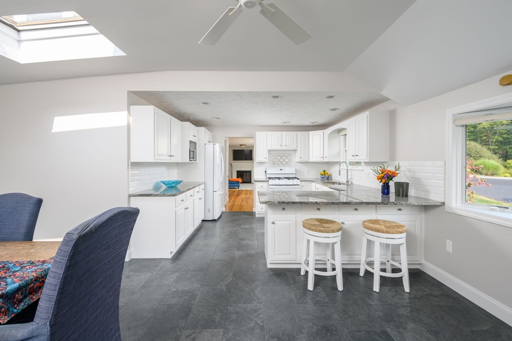 776 Main Street Hanover, MA 02339 - Photo 4 of 42