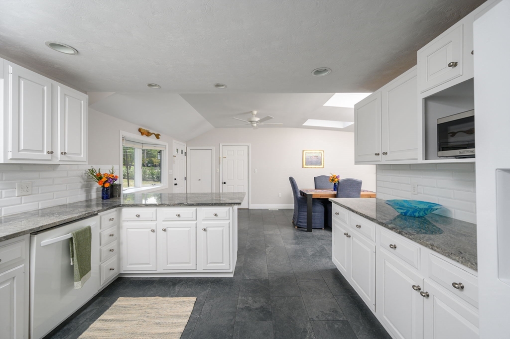 776 Main Street Hanover, MA 02339 - Photo 6 of 42