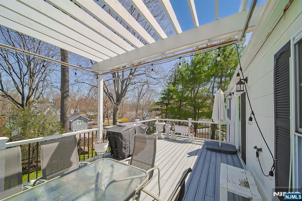 412 Eric Lane Northvale, NJ 07647 - Photo 29 of 39