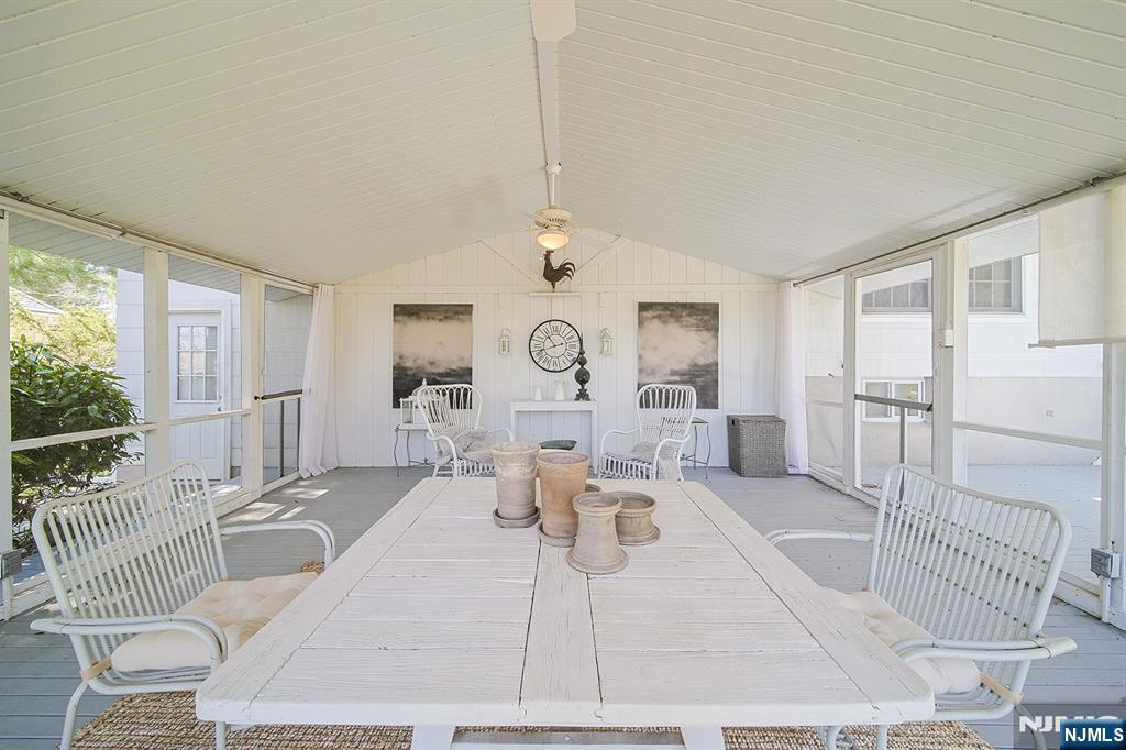 412 Eric Lane Northvale, NJ 07647 - Photo 35 of 39