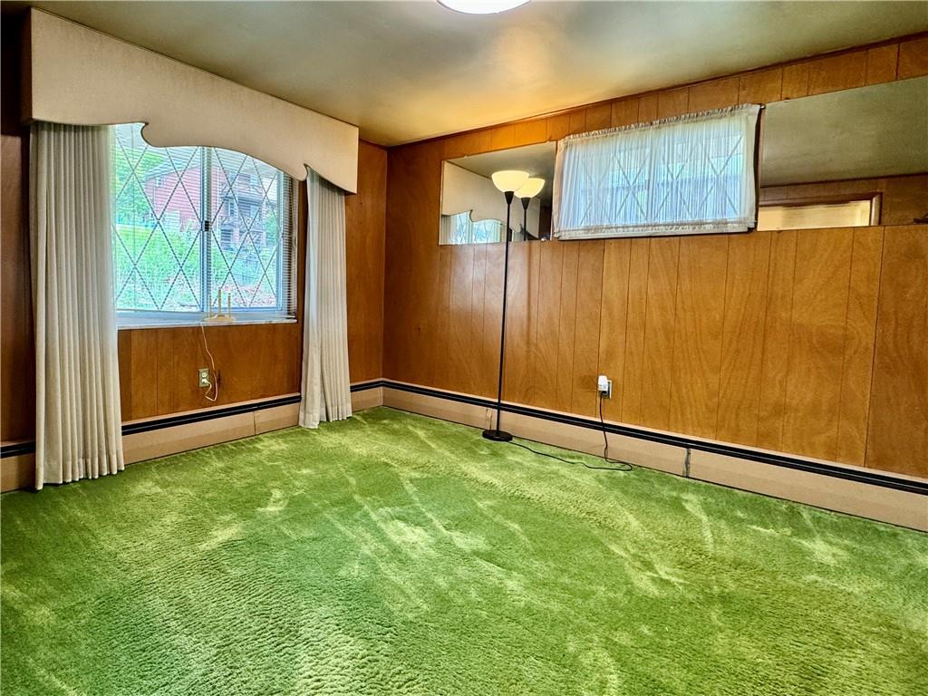 830 Ridge Avenue McKees Rocks, PA 15136 - Photo 11 of 50 Spacious Dining Room