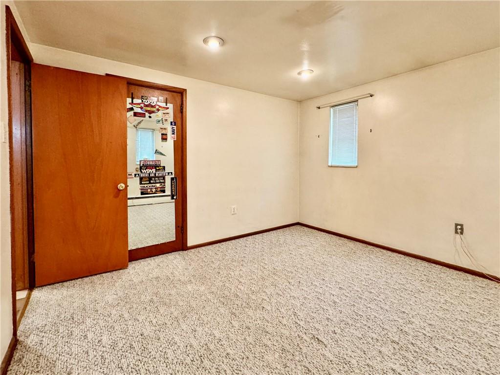 830 Ridge Avenue McKees Rocks, PA 15136 - Photo 25 of 50 Bedroom from inside Corner