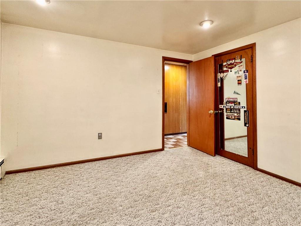 830 Ridge Avenue McKees Rocks, PA 15136 - Photo 26 of 50 Bedroom facing hallway from outside corner