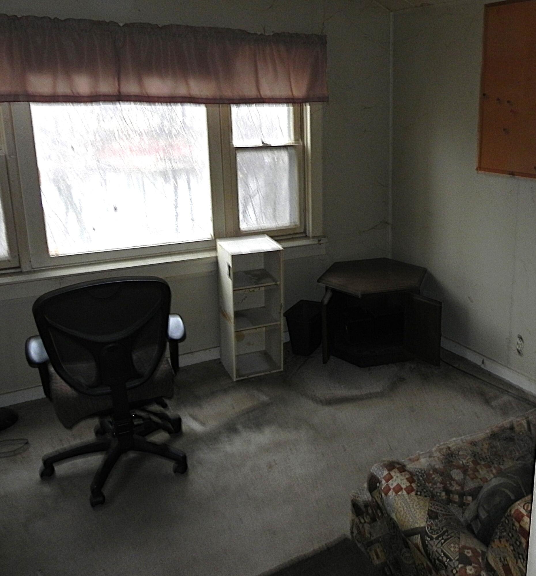 518 River Street Three Rivers, MI 49093 - Photo 5 of 11 DSCN2583