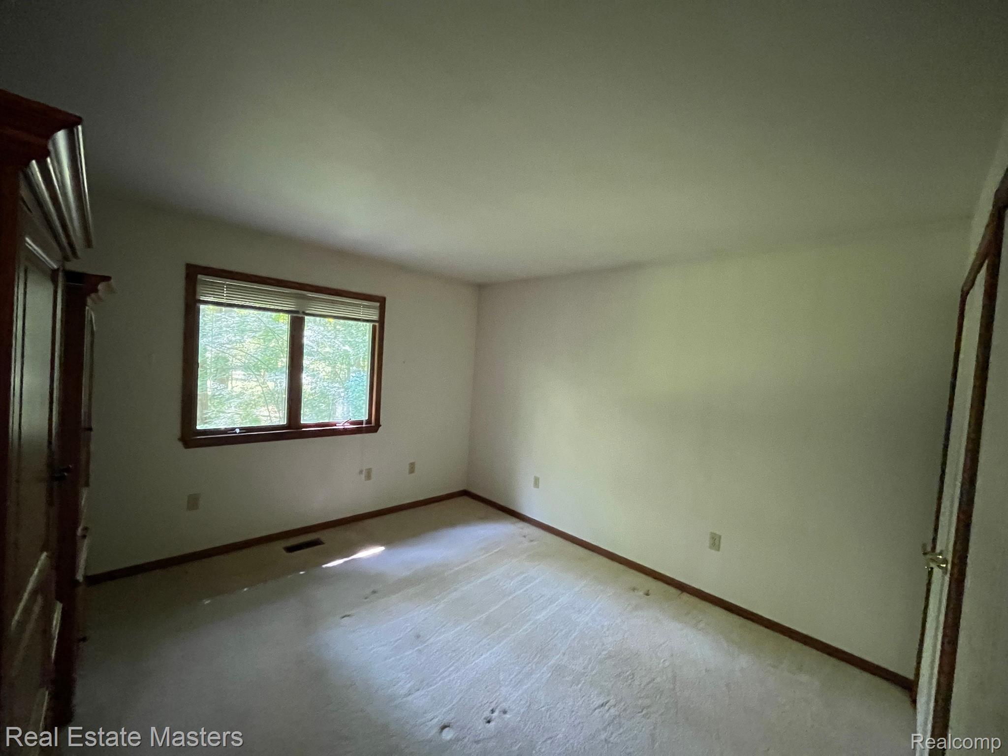 7755 Kendall Road Columbus, MI 48063 - Photo 14 of 24 Gallery Image 14