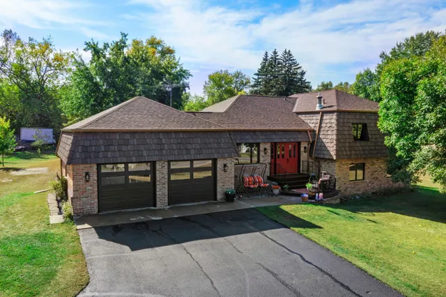 $549,900 | 7991 Isaak Avenue Northwest, Annandale, MN 55302