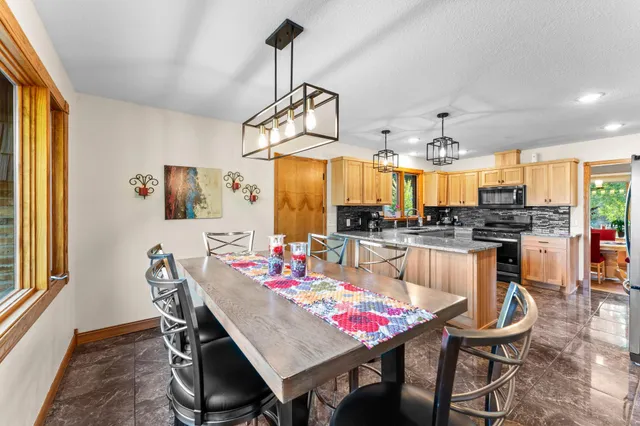 $549,900 | 7991 Isaak Avenue Northwest, Annandale, MN 55302