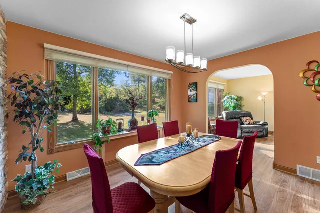 $549,900 | 7991 Isaak Avenue Northwest, Annandale, MN 55302