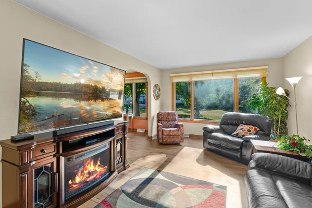 $549,900 | 7991 Isaak Avenue Northwest, Annandale, MN 55302