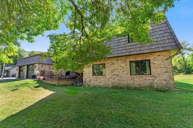 $549,900 | 7991 Isaak Avenue Northwest, Annandale, MN 55302