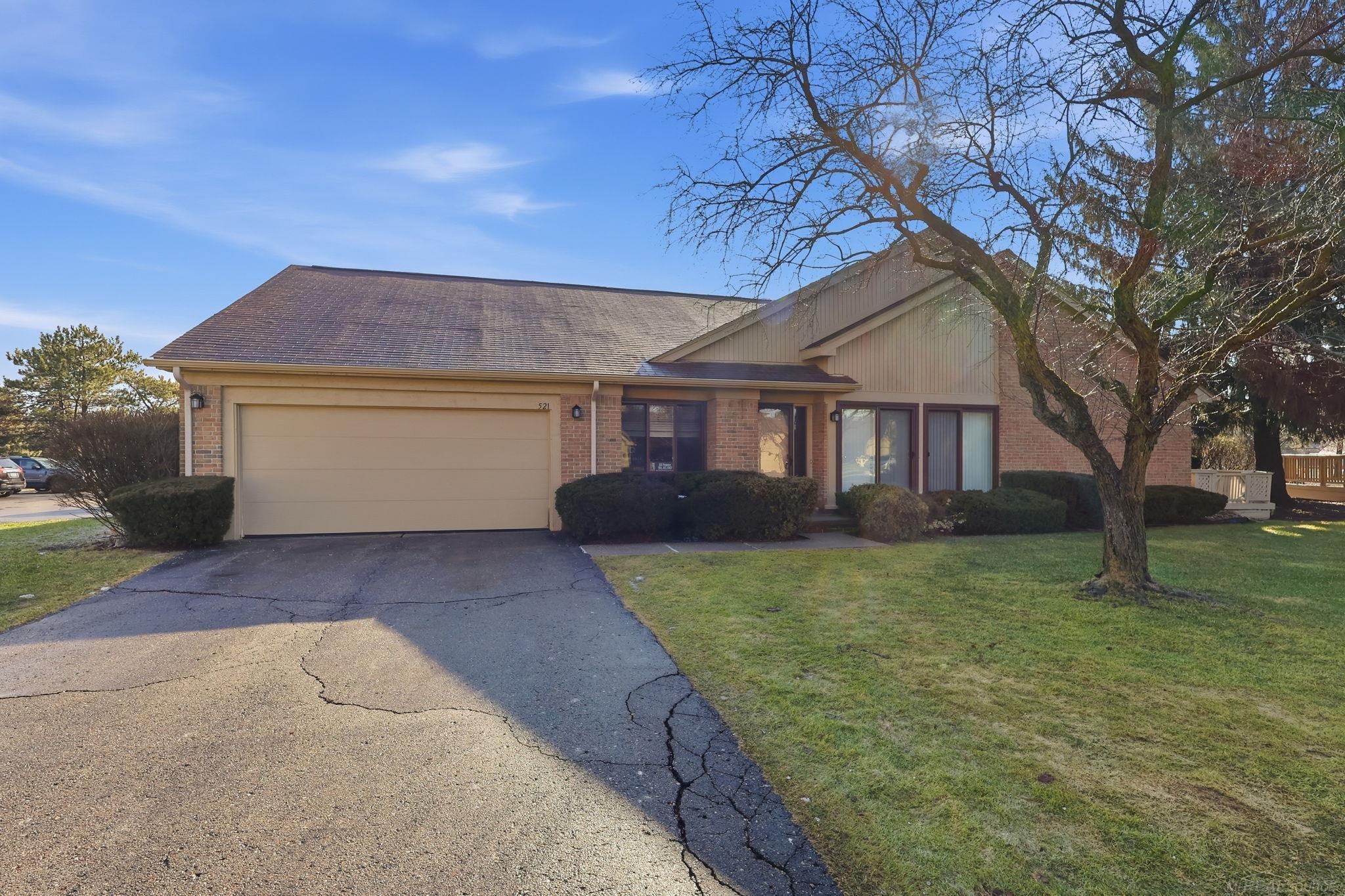 521 Tennyson Rochester Hills, MI 48307 - Photo 1 of 22