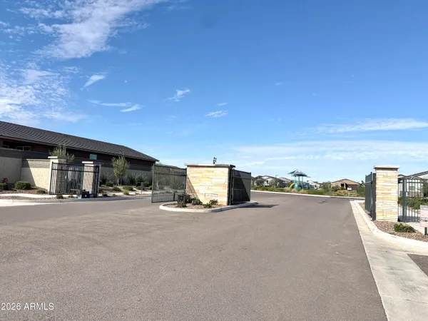 $2,000 | 17346 West Eva Street, Waddell, AZ 85355