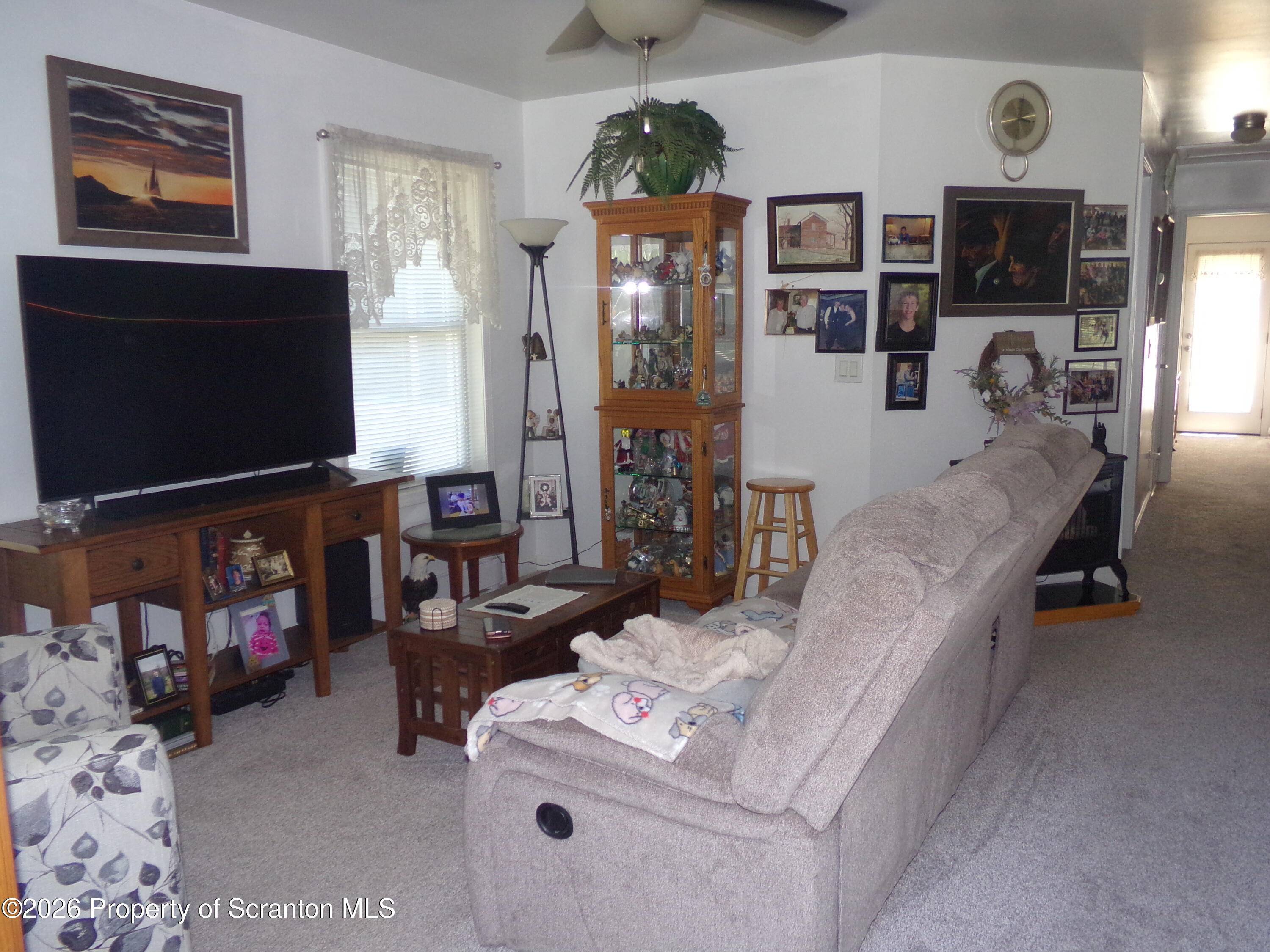 1561 Keelersburg Road Falls, PA 18615 - Photo 28 of 59 Living Room