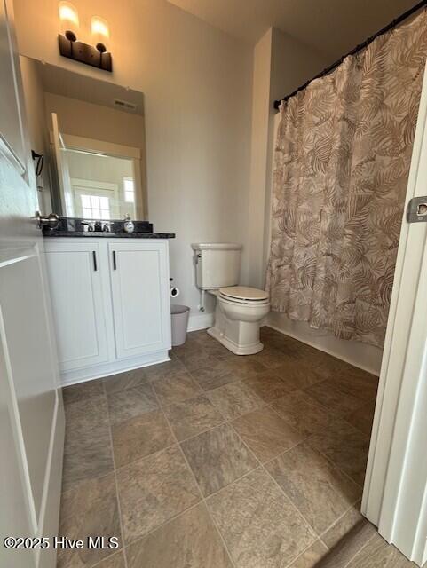 203 Farmstead Loop Moyock, NC 27958 - Photo 33 of 75 FULL BATH #2 OFF OF MUD ROOM AND NEXT TO GENERATIONAL BONUS/ROOM