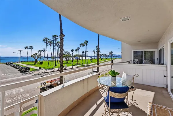 $979,000 | 3601 East Ocean Boulevard, Unit 2C, Long Beach, CA 90803