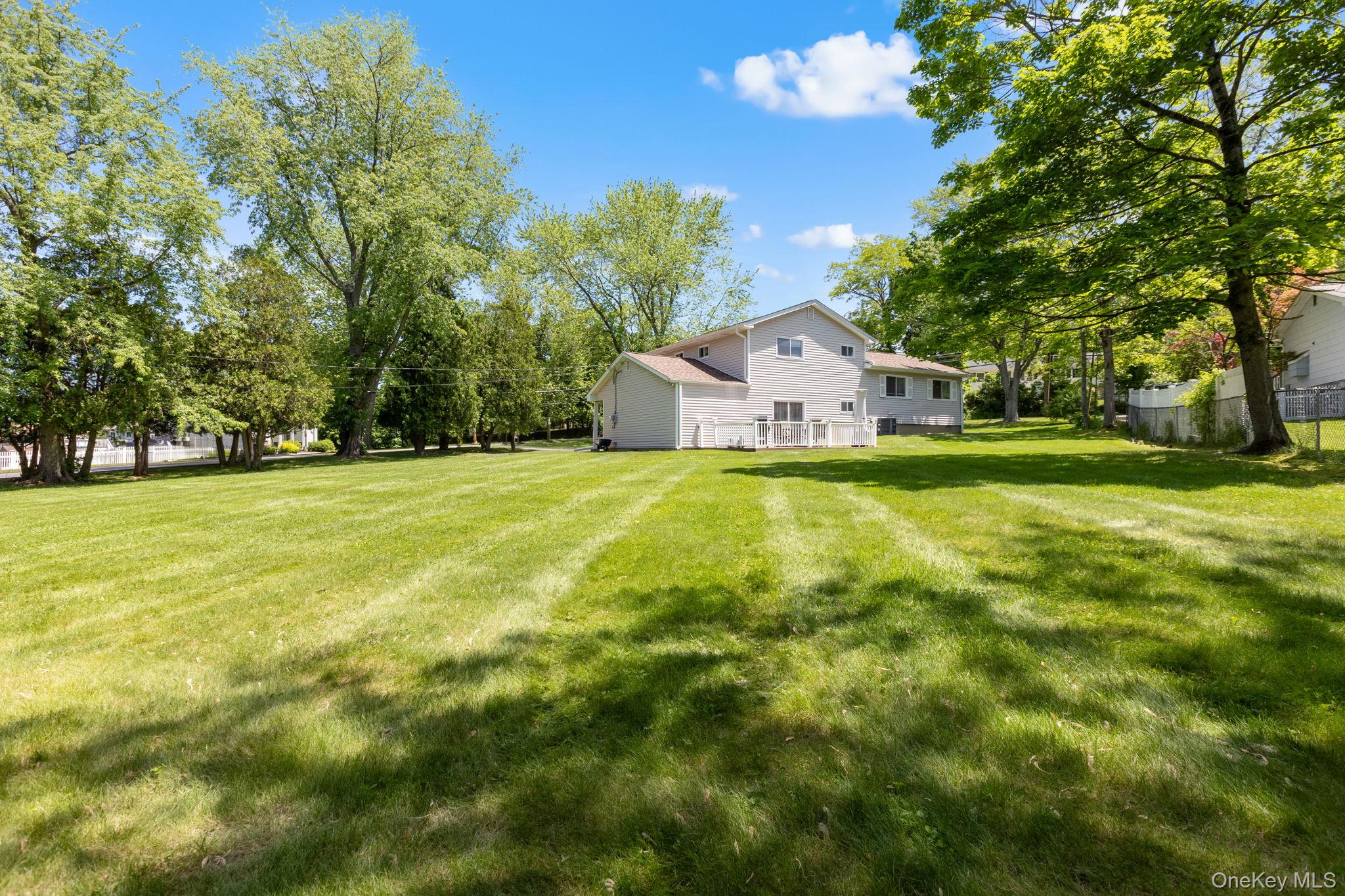 351 London Road Yorktown Heights, NY 10598 - Photo 27 of 32