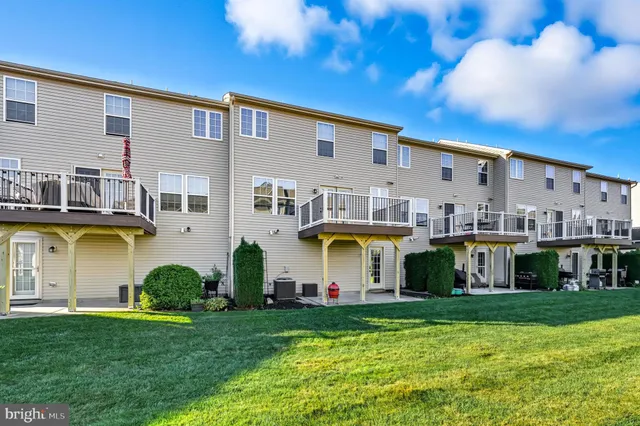 $415,000 | 221 Nathan Drive, Cinnaminson, NJ 08077