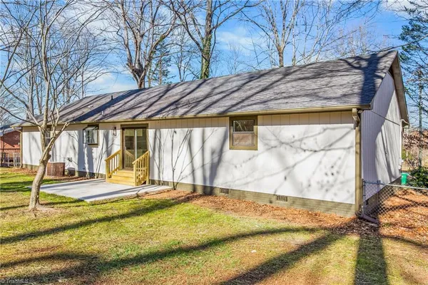 $309,900 | 6900 Harpervalley Lane, Clemmons, NC 27012