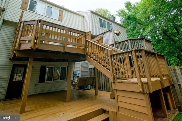 $539,995 | 1120 Stevenson Court, Herndon, VA 20170