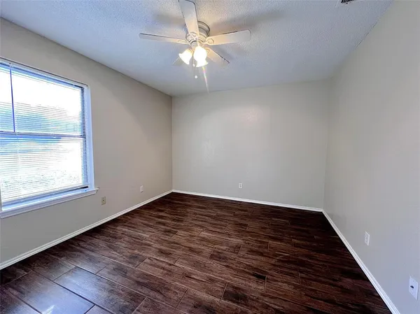 $1,250 | 1106 Curtis Drive, Unit A, Weatherford, TX 76086