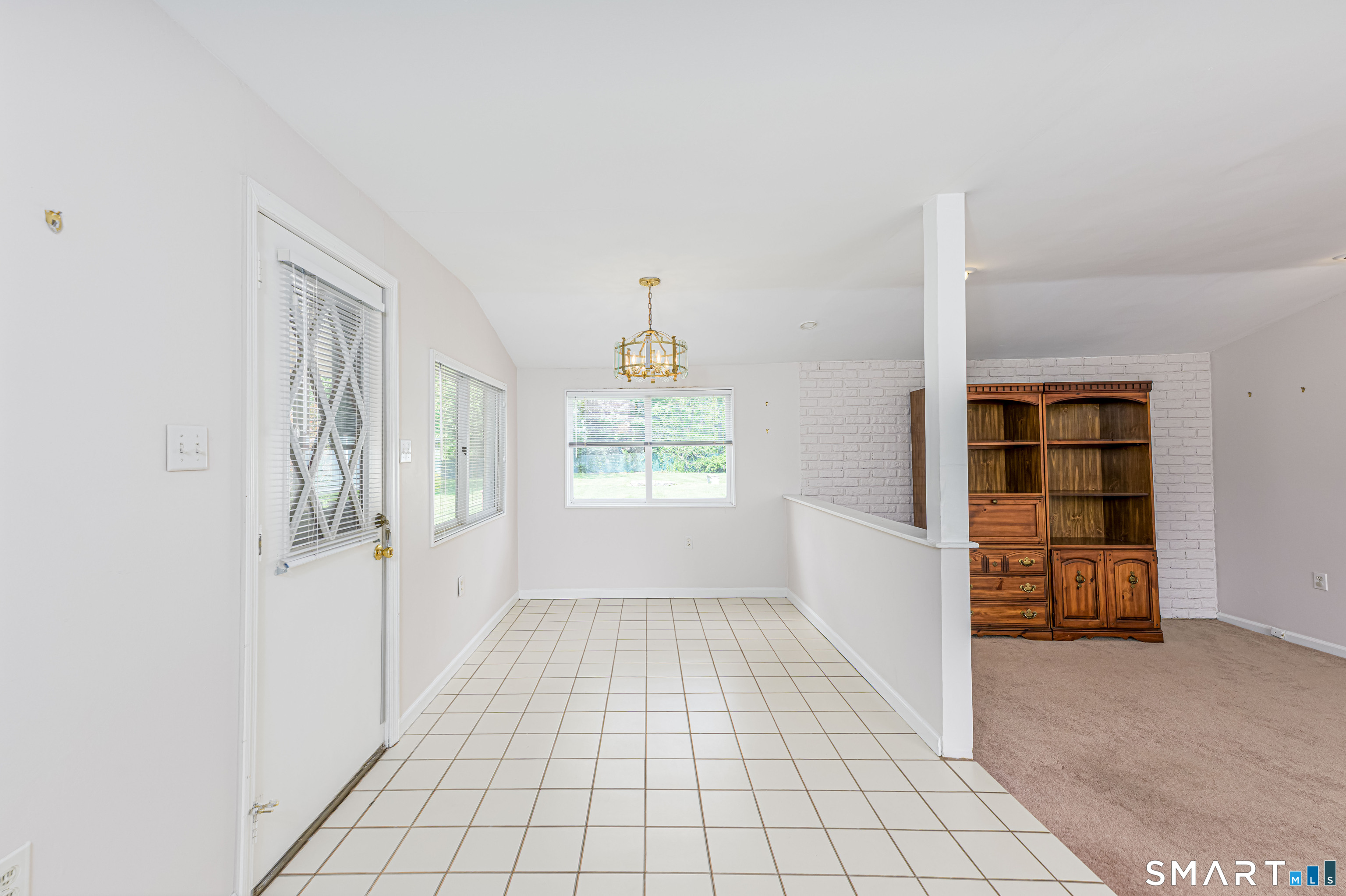 26 MacArthur Road North Haven, CT 06473 - Photo 11 of 39