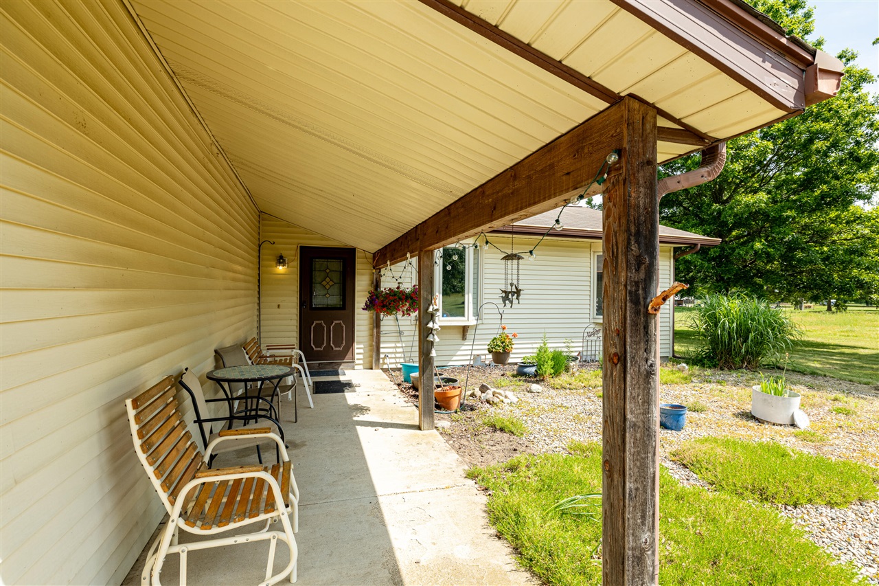 9050 Dexter-Chelsea Road Dexter, MI 48130 - Photo 5 of 56
