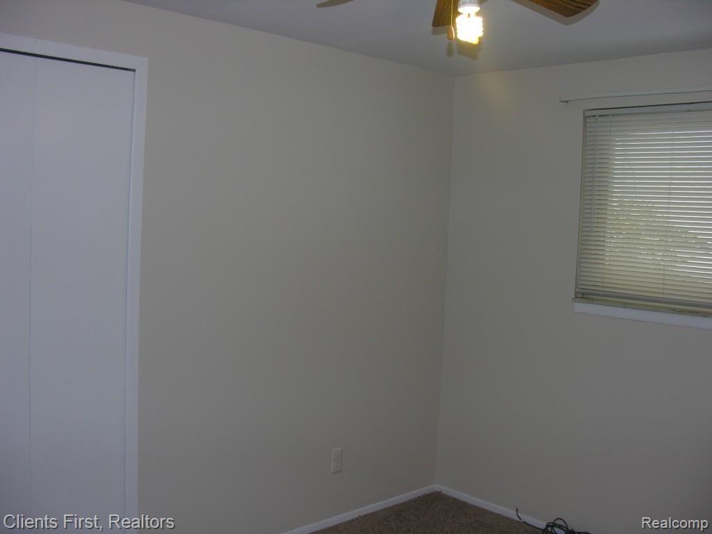 7615 Kingsbridge Road Canton, MI 48187 - Photo 37 of 49 Kingsbridge 020.jpg
