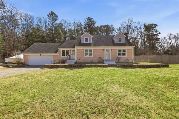 $890,000 | 23 Club House Drive, Bourne, MA 02559