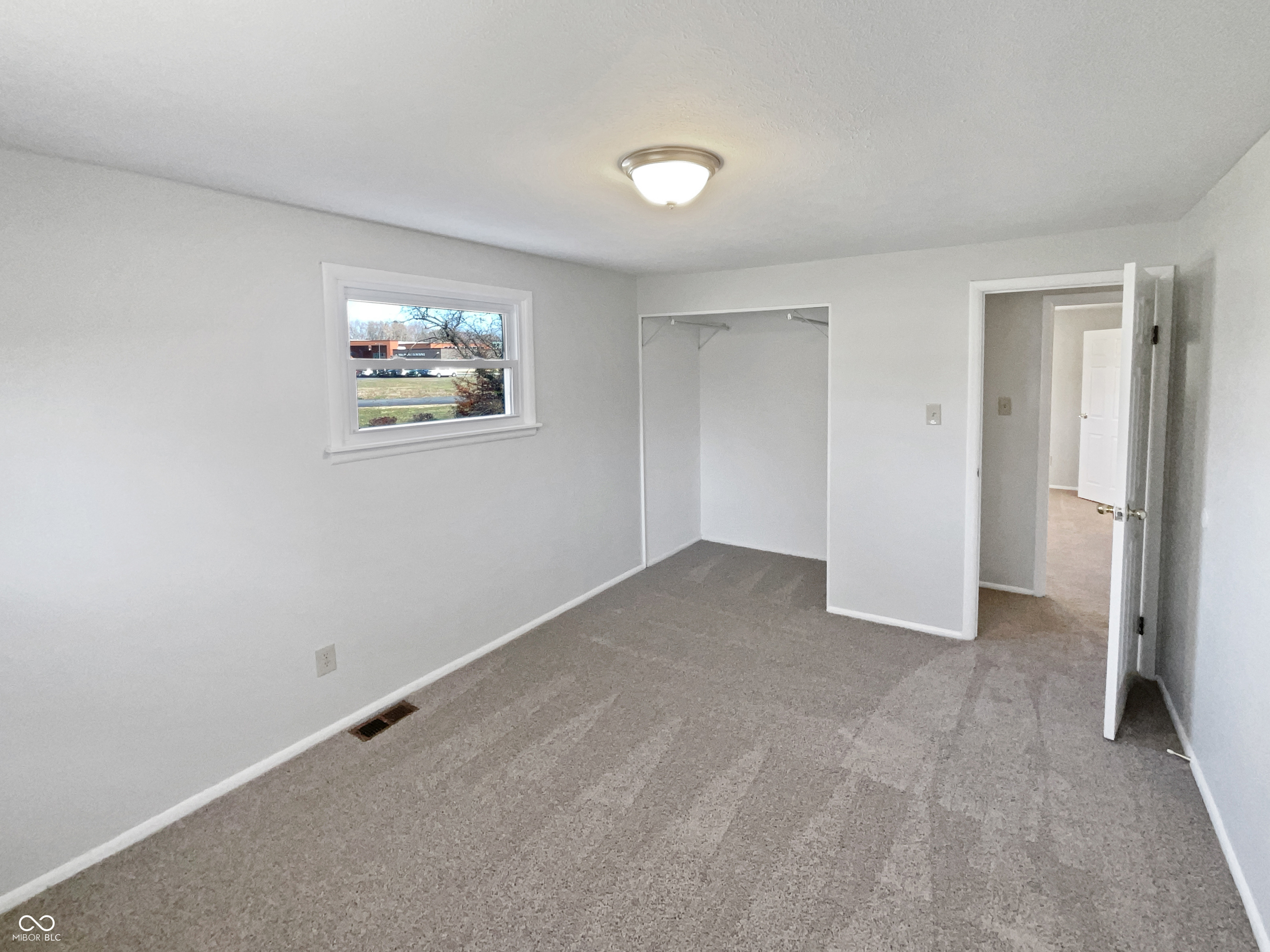 7459 Harcourt Road Indianapolis, IN 46260 - Photo 17 of 23