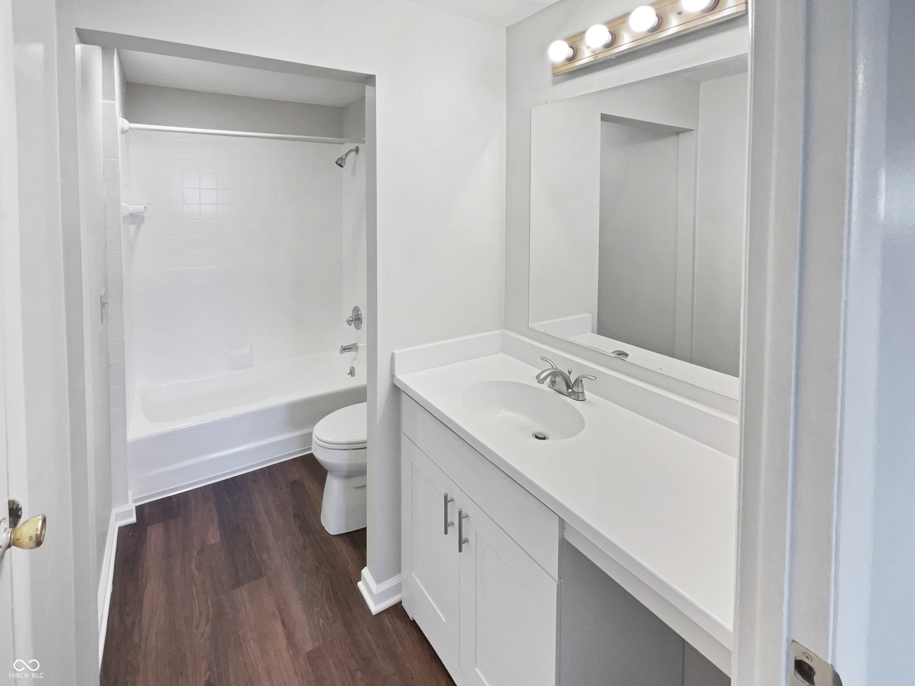 7459 Harcourt Road Indianapolis, IN 46260 - Photo 20 of 23